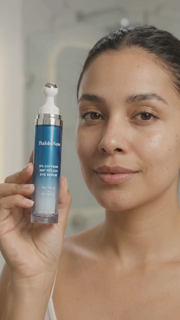 Demostración de uso del roller de ojos con cafeína 5%